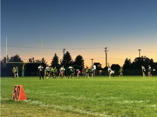 Junior girls win Powderpuff